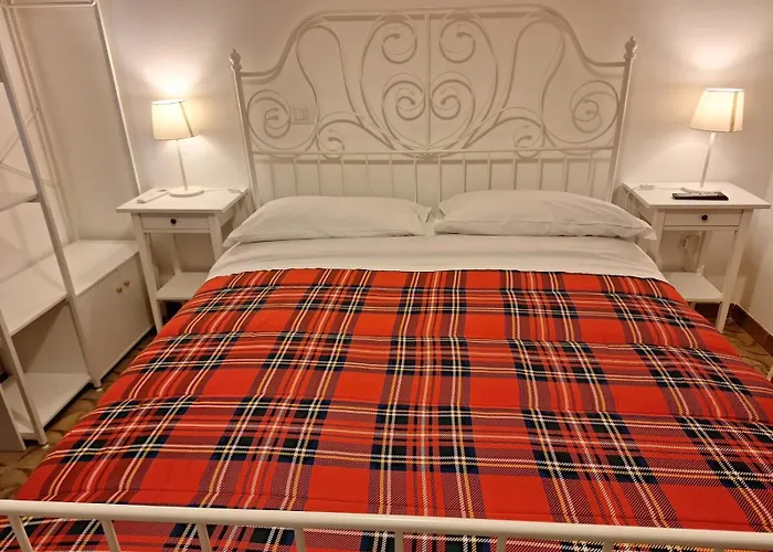 לינה וארוחת בוקר Da Nonna Lucia 3*